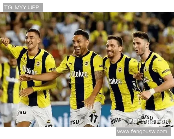 豪门球队频现足球巨星沦为替补引发球迷热议与未来去向猜想