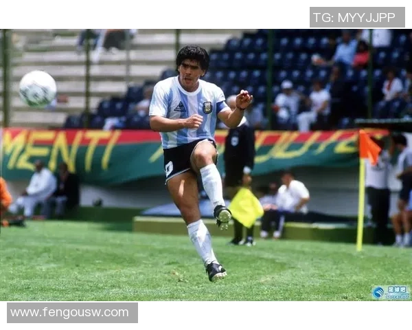 亚欧足球巨星荣耀对决见证绿茵赛场激情与巅峰较量 亚欧足球巨星荣耀对决见证绿茵赛场激情与巅峰较量